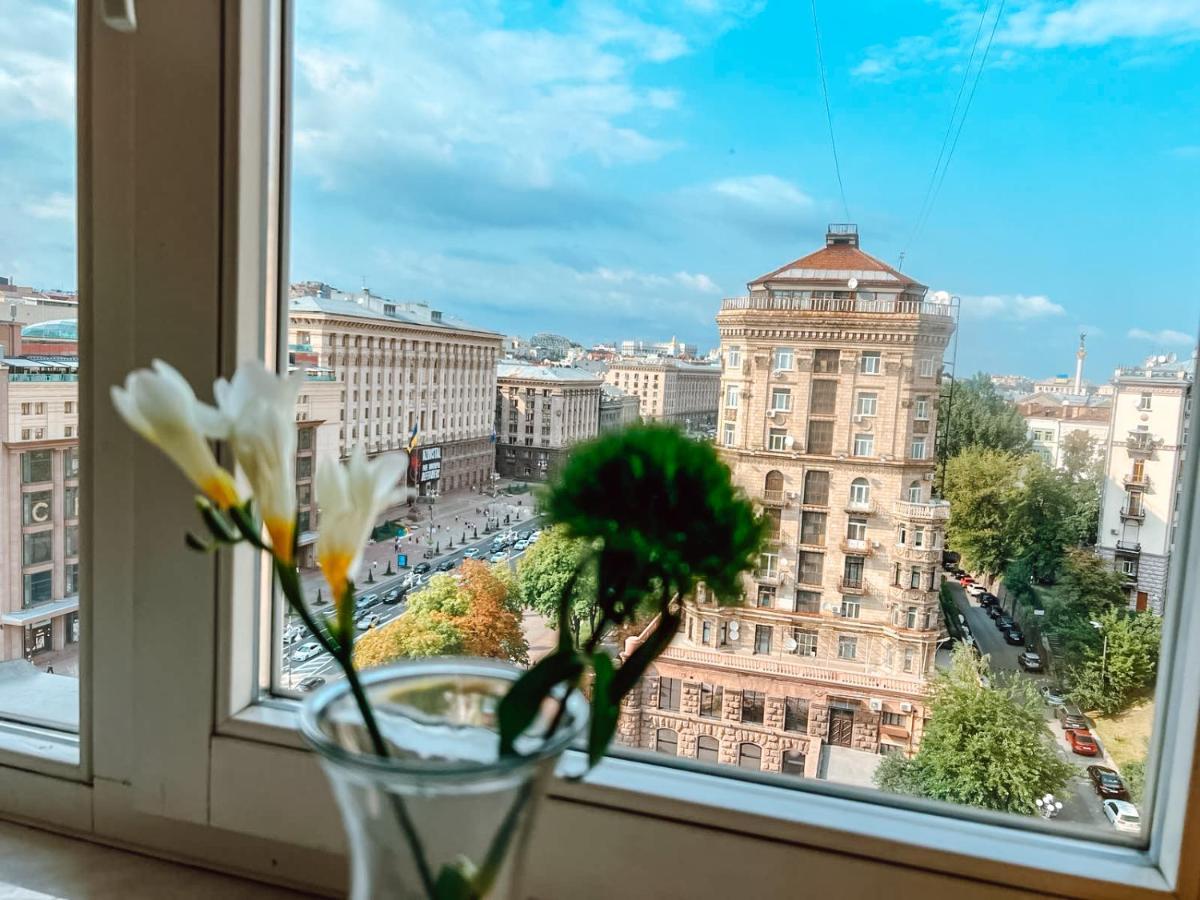 Apartments Rentals Ukraine On Kreshchatik Киев Екстериор снимка