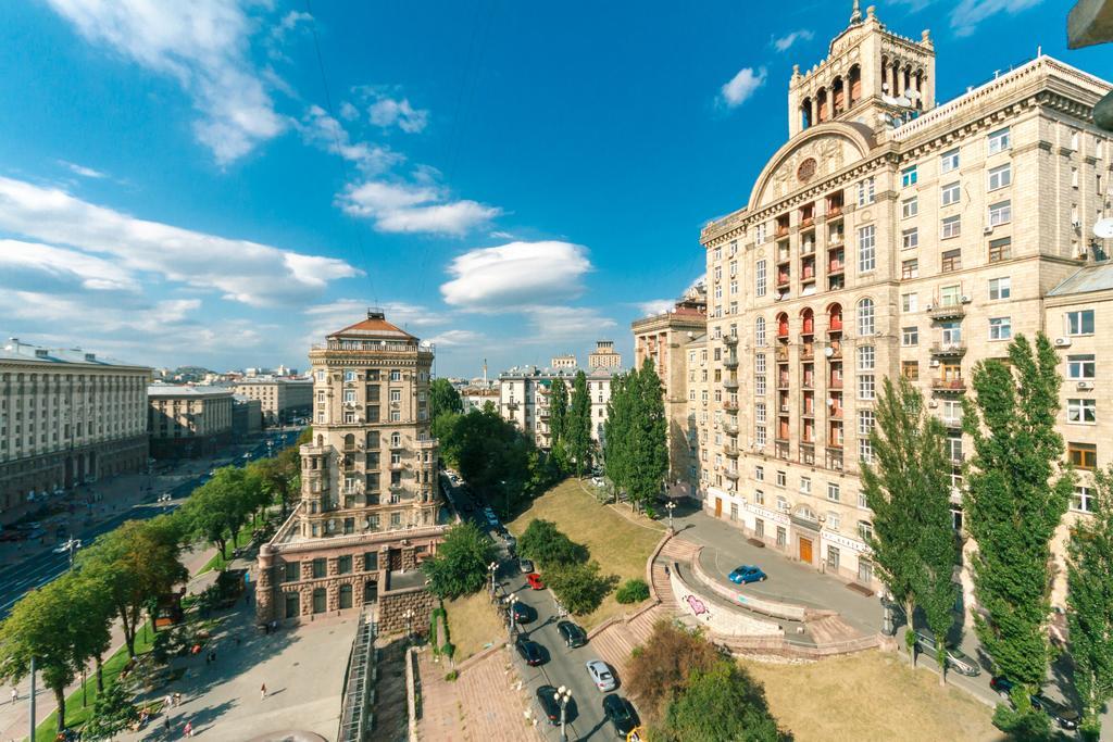 Apartments Rentals Ukraine On Kreshchatik Киев Екстериор снимка
